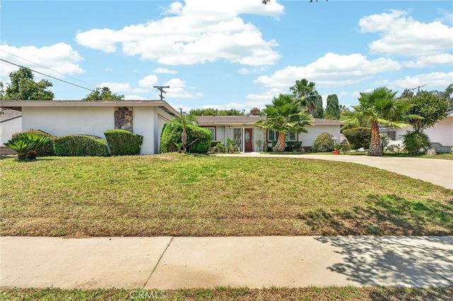 606 E Mesa, Rialto, CA 92376