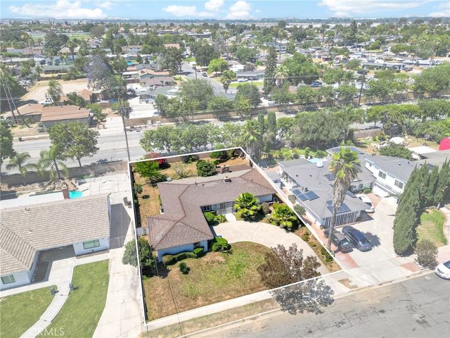 606 E Mesa, Rialto, CA 92376