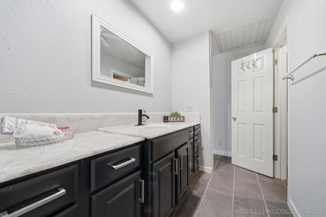 7224 E 78th Street, Tulsa, OK 74133
