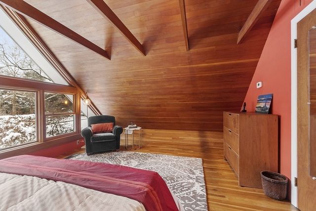 29 King Ln, Concord, MA 01742