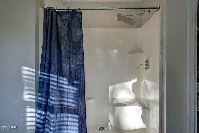 3424 Berkshire Circle, Johnson City, TN 37604