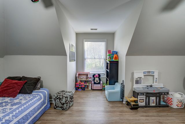 3424 Berkshire Circle, Johnson City, TN 37604