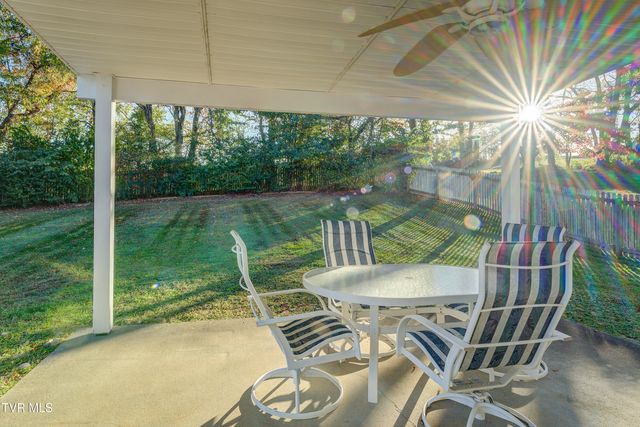 3424 Berkshire Circle, Johnson City, TN 37604