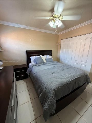 1800 W 54th Street 309, Hialeah, FL 33012