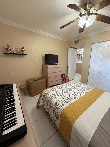 1800 W 54th Street 309, Hialeah, FL 33012