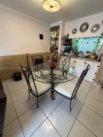 1800 W 54th Street 309, Hialeah, FL 33012