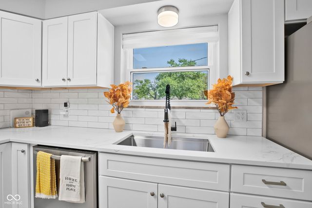 7916 E Saint Joseph Street, Indianapolis, IN 46219