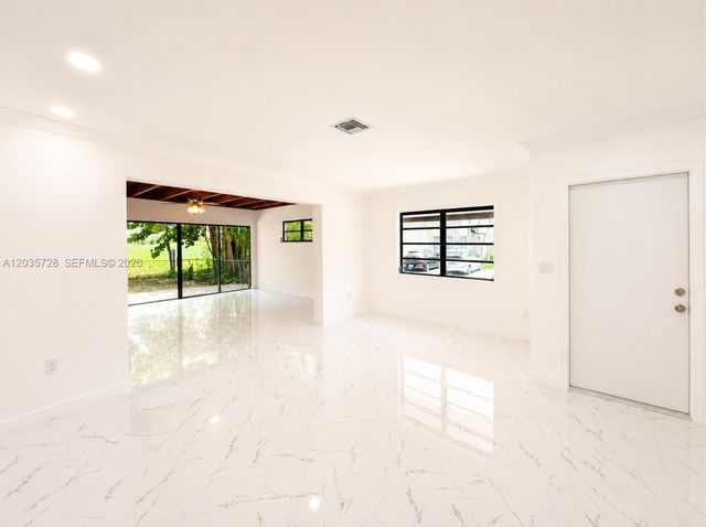 401 S Shore Drive, Miami Beach, FL 33141