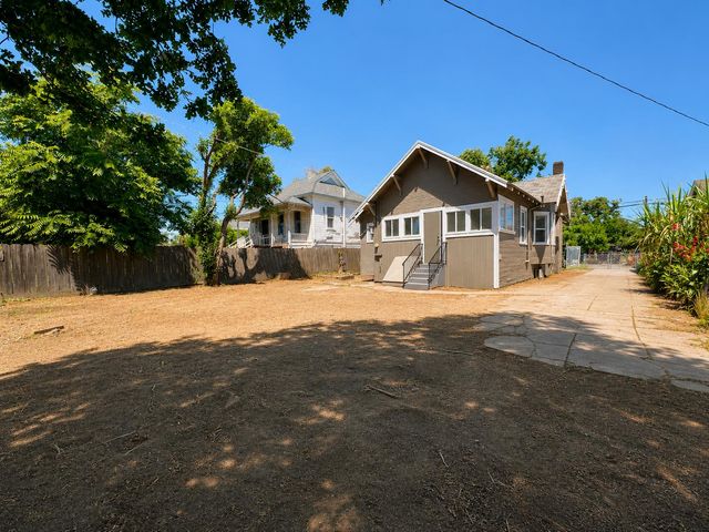 526 E Jackson St, Stockton, CA 95206