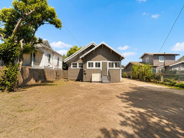 526 E Jackson St, Stockton, CA 95206