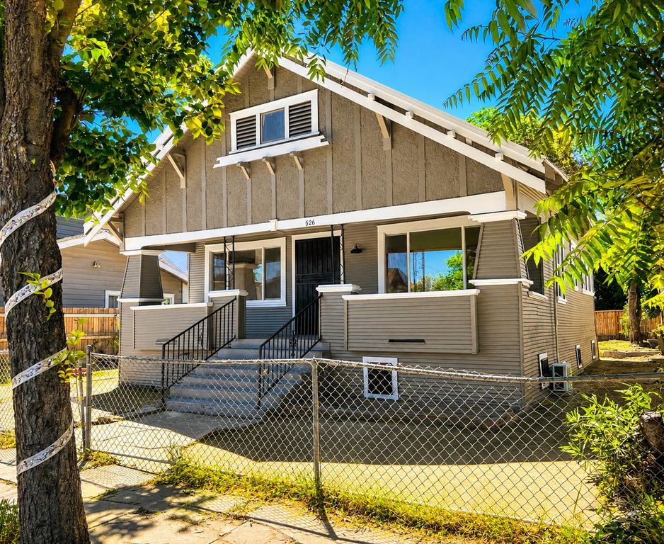 526 E Jackson St, Stockton, CA 95206