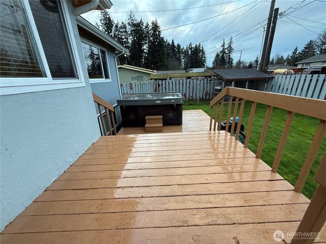 221 W Forest Avenue, Port Angeles, WA 98362