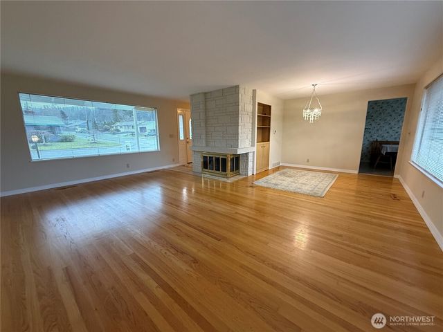 221 W Forest Avenue, Port Angeles, WA 98362