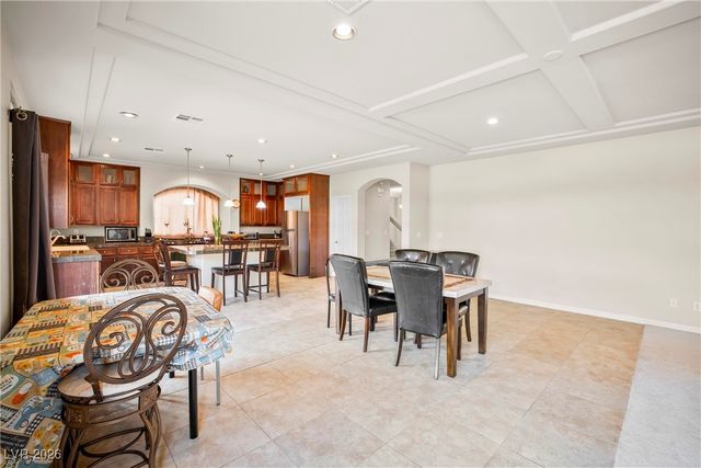 8276 Windsor Oaks Street, Las Vegas, NV 89139