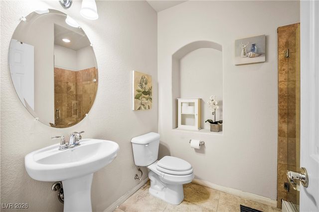 8276 Windsor Oaks Street, Las Vegas, NV 89139