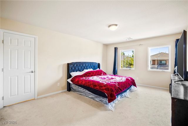 8276 Windsor Oaks Street, Las Vegas, NV 89139