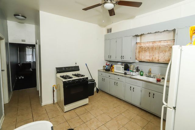 12402 S Green Street, Calumet Park, IL 60827