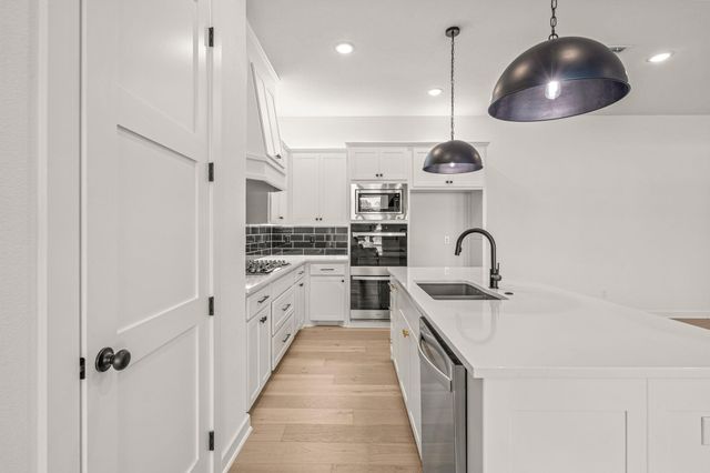 177 Hulen Circle, Aledo, TX 76008