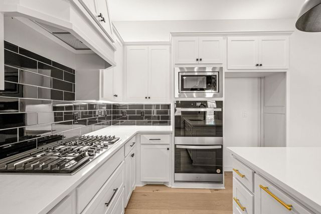 177 Hulen Circle, Aledo, TX 76008