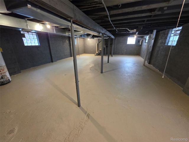 2530 Fullerton Street, Detroit, MI 48238