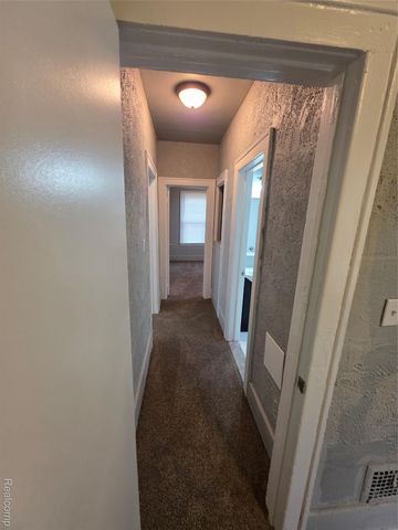 2530 Fullerton Street, Detroit, MI 48238