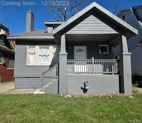 2530 Fullerton Street, Detroit, MI 48238