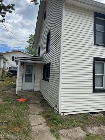 817 Ashbaugh, East Liverpool, OH 43920