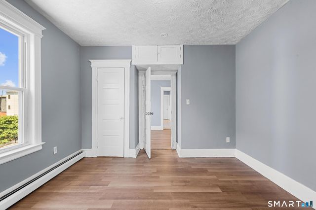 66 Standish Street 2W, Hartford, CT 06114