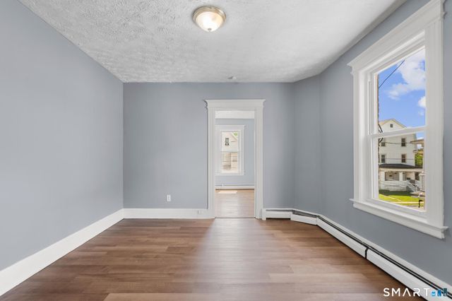 66 Standish Street 2W, Hartford, CT 06114
