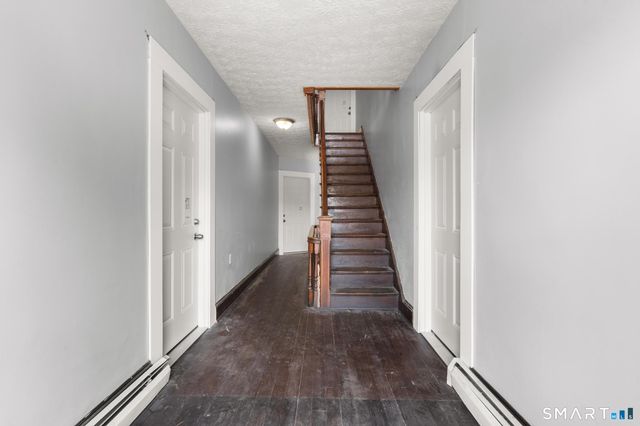 66 Standish Street 2W, Hartford, CT 06114