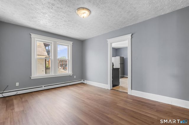 66 Standish Street 2W, Hartford, CT 06114
