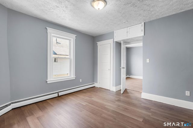 66 Standish Street 2W, Hartford, CT 06114