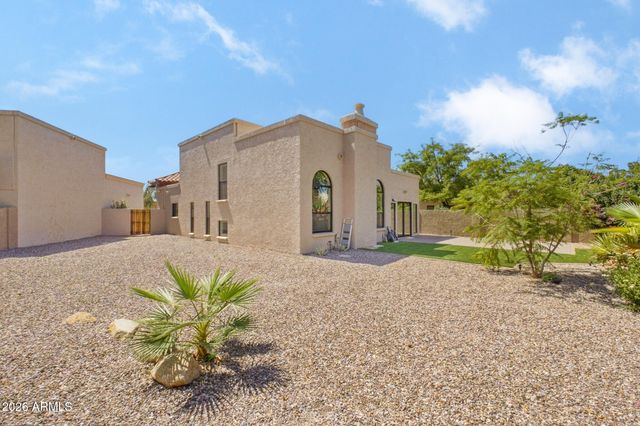 10484 E FANFOL Lane, Scottsdale, AZ 85258
