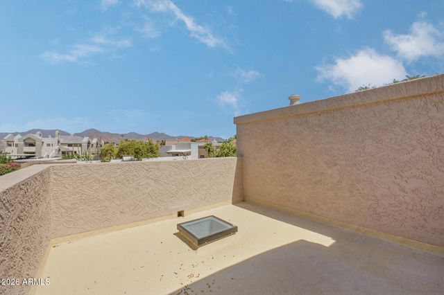 10484 E FANFOL Lane, Scottsdale, AZ 85258
