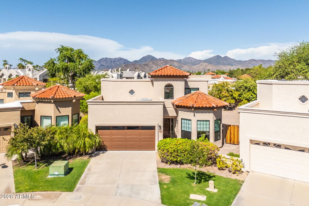 10484 E FANFOL Lane, Scottsdale, AZ 85258