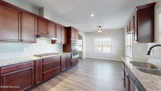 984 Whiskey Court, Grimesland, NC 27837