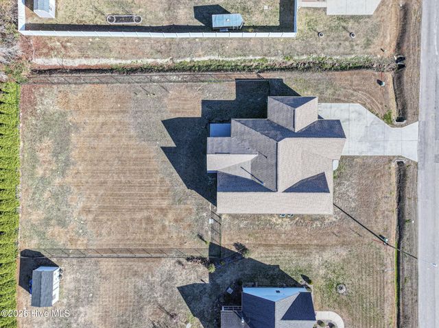 984 Whiskey Court, Grimesland, NC 27837