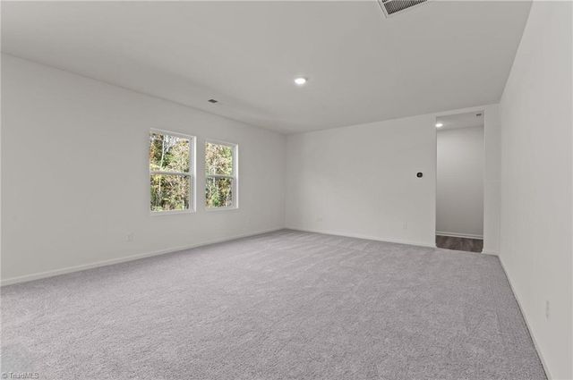 942 Riverbank Drive, Kernersville, NC 27284