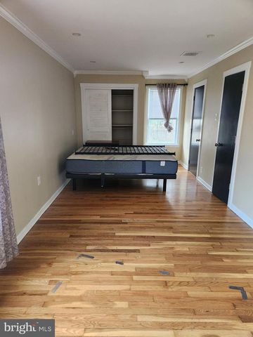 501 S SEMINARY ST, Charles Town, WV 25414