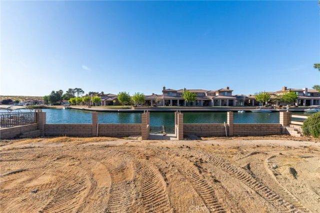 14396 Jamaica, Helendale, CA 92342