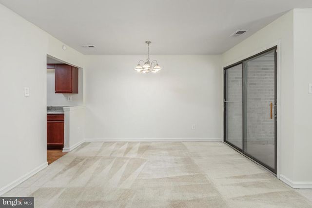 307 MEADOWVIEW, Lindenwold, NJ 08021