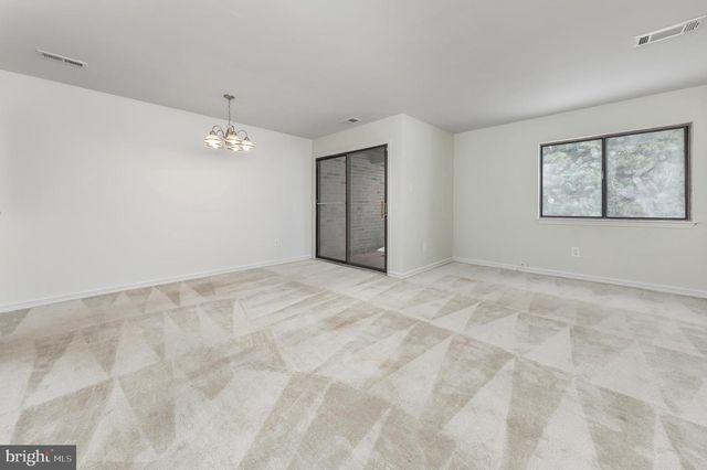 307 MEADOWVIEW, Lindenwold, NJ 08021