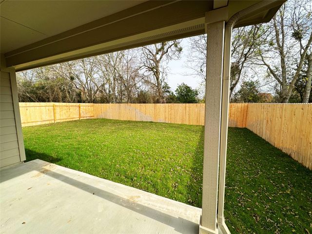 204 ADDISON PL, Lockhart, TX 78644