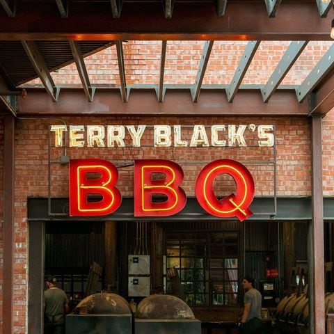 204 ADDISON PL, Lockhart, TX 78644