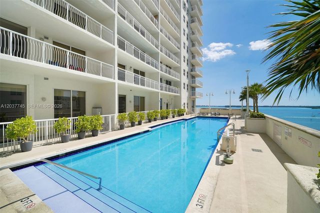 1200 Brickell Bay Drive 3714, Miami, FL 33131