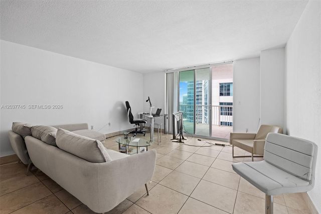 1200 Brickell Bay Drive 3714, Miami, FL 33131