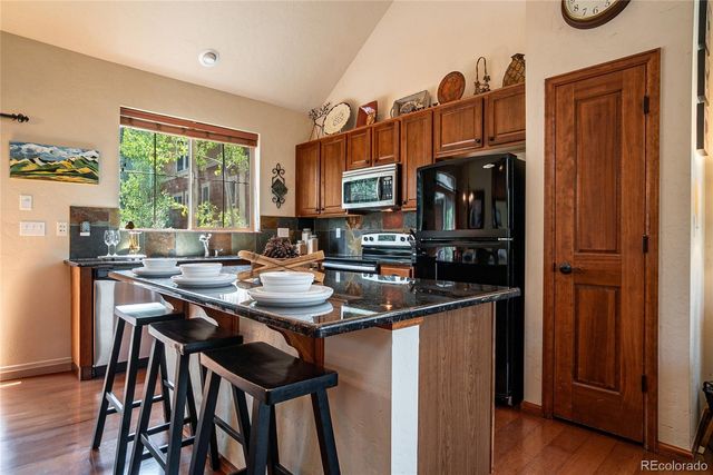 108 Deer Track Court, Granby, CO 80446