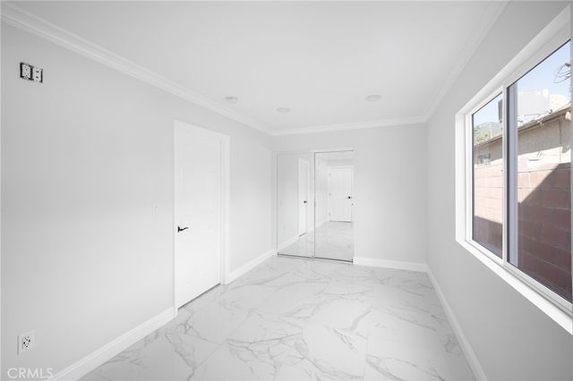 592 South Street A, Glendale, CA 91202