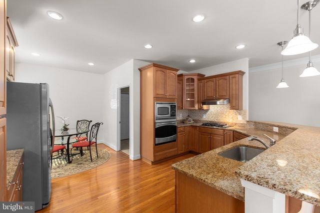 5817 S MILLS MANOR CT, Fredericksburg, VA 22407