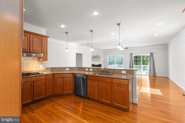 5817 S MILLS MANOR CT, Fredericksburg, VA 22407